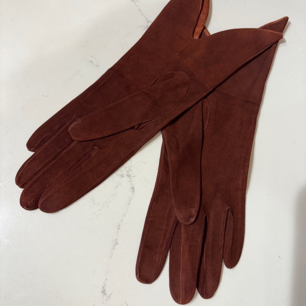 Vintage French Suede Leather Chocolate Brown Gloves